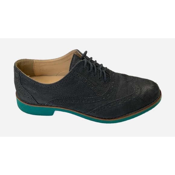 EUC COLE HAAN WOMEN’S SUEDE LACE UP OXFORD , 6B - Picture 4 of 6